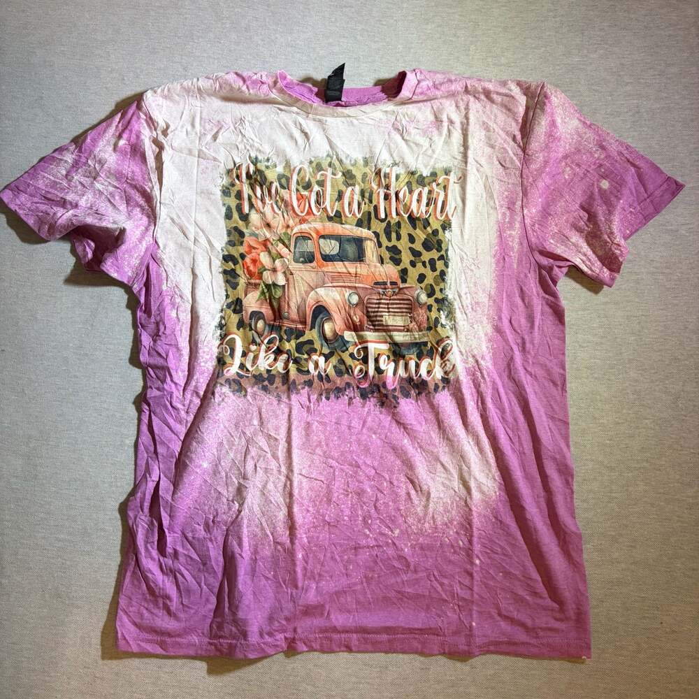 Gildan Softstyle Bleached Graphic T-Shirt 'I've Got a Heart Like a Truck'
